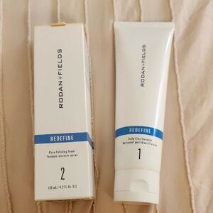 Rodan + Fields REDEFINE Daily Clay Cleanser - White and Pore Refining toner.